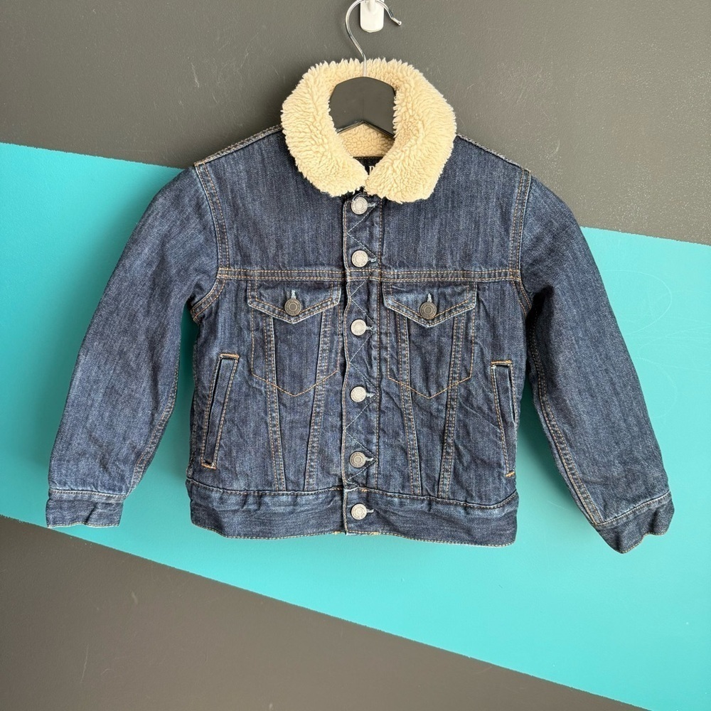 GAP Shearling Jacket - Picture 3 of 9